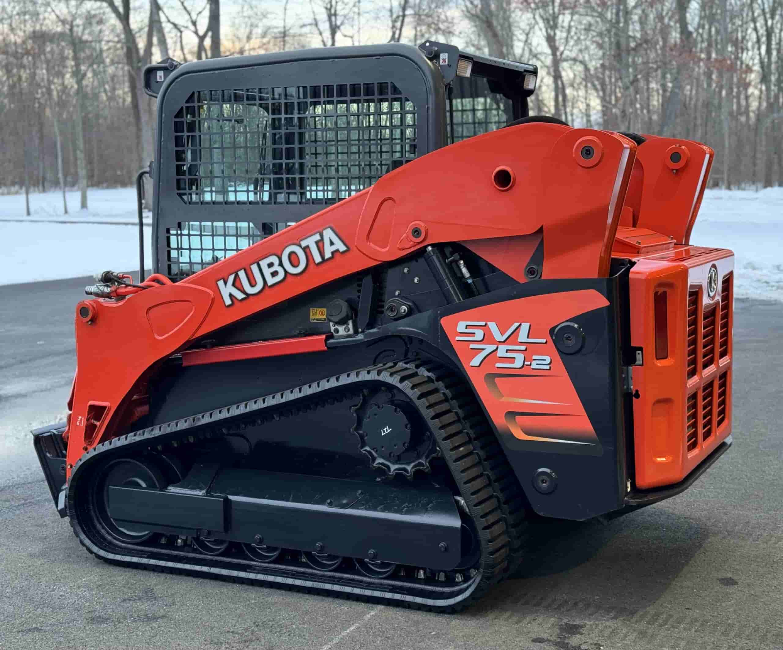 2017 KUBOTA SVL75-2 CLEAN!
